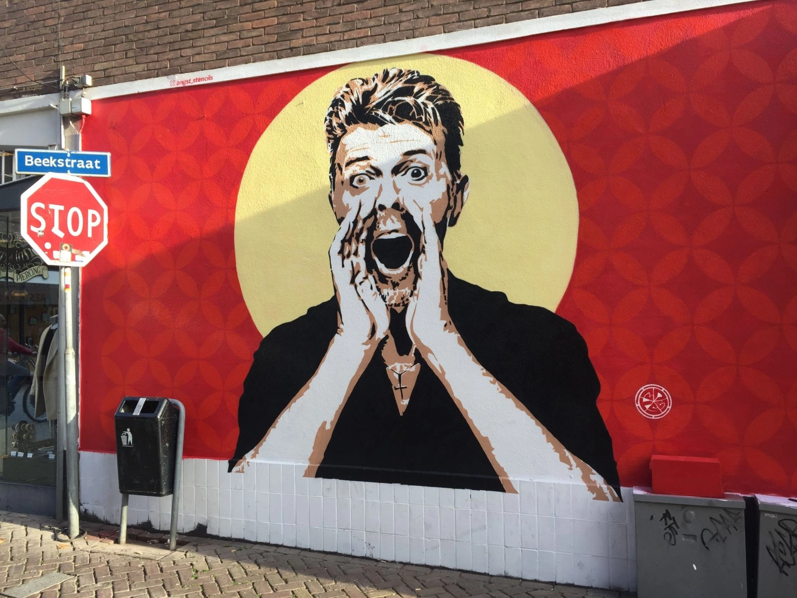 Nóg een kunstwerk rijker: streetart van David Bowie!