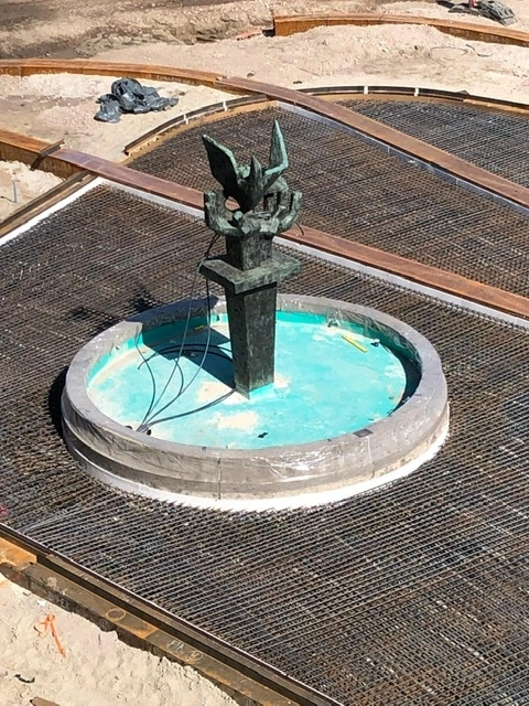 Herdenkingsmonument Hengelo krijgt spotjes en fonteintjes