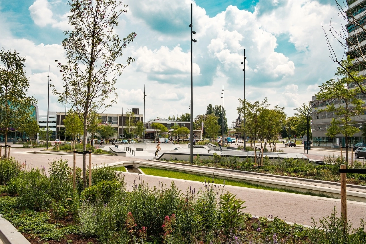 Industrieplein in het groen