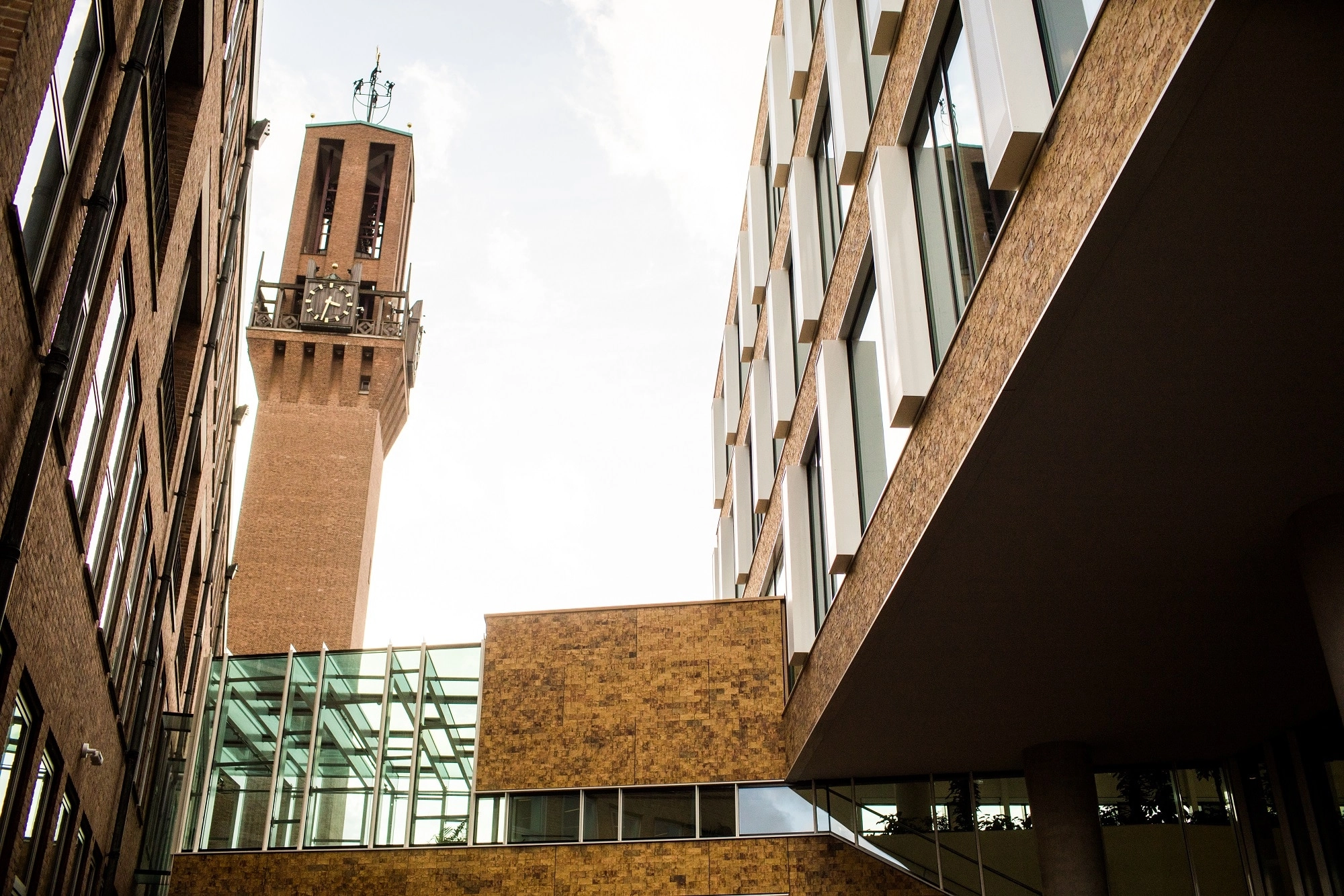 Donkere stadhuistoren