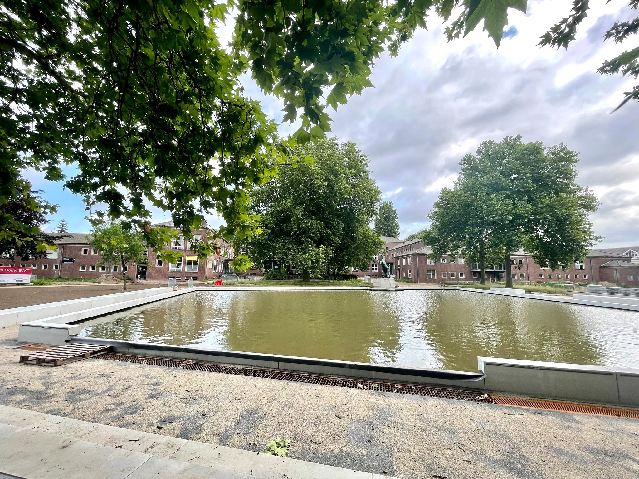 Nog even en dan kan Hengelo genieten van André Rieu op het waterorgel in deze vijver